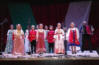 Детский фольклорный ансамбль "Задоринки" (рук. Кузакова С.Ю., конц. Елагин В.И.) Детский фольклорный ансамбль "Задоринки" (рук. Кузакова С.Ю., конц. Елагин В.И.)