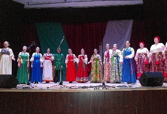 Детский фольклорный ансамбль "Калинушка" и народный фольклорный ансамбль "Русичи" Детский фольклорный ансамбль "Калинушка" и народный фольклорный ансамбль "Русичи"